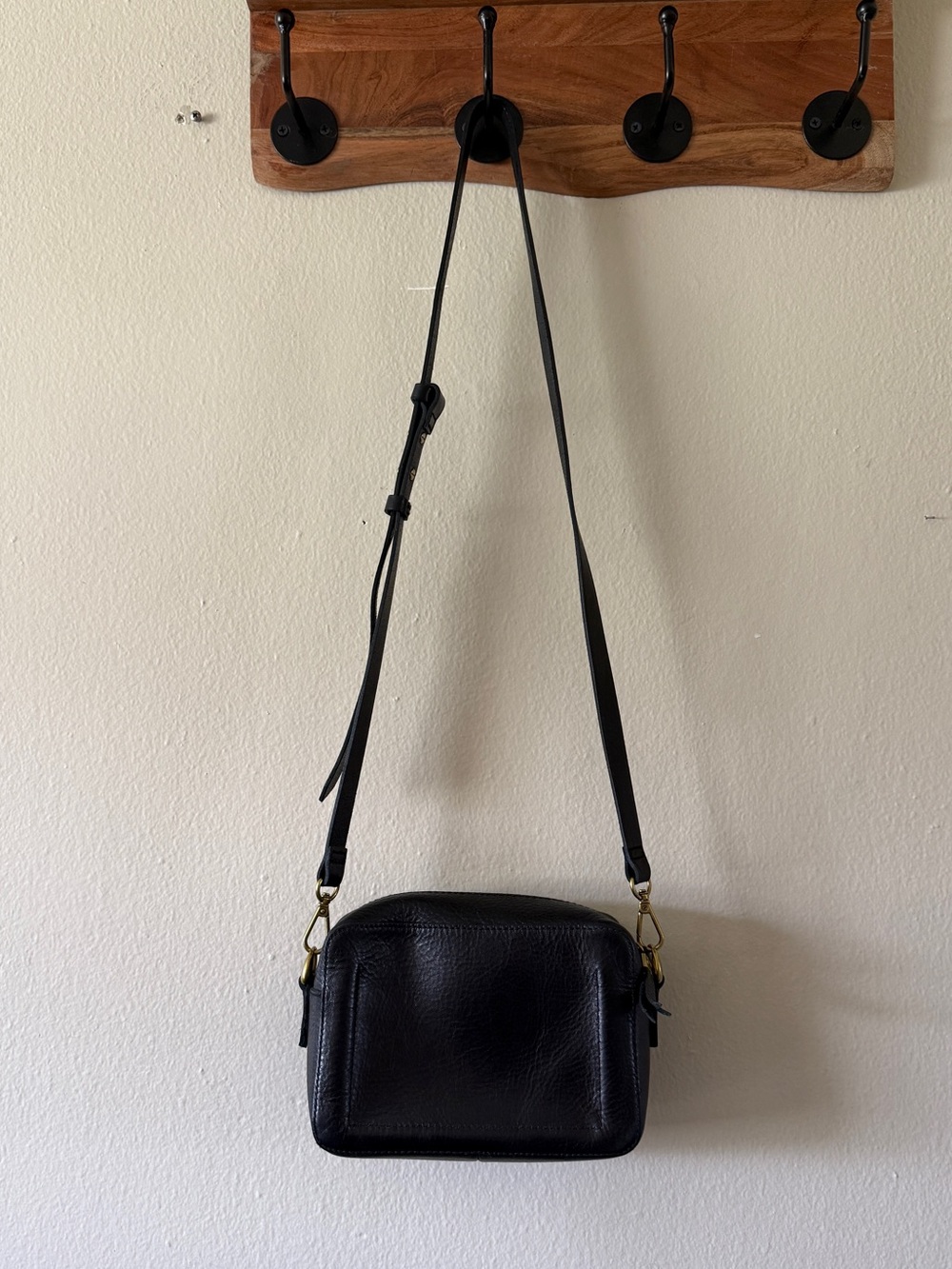Madewell The Transport Camera Bag Black Genuine Leather Crossbody Lightweight - Picture 3 of 11